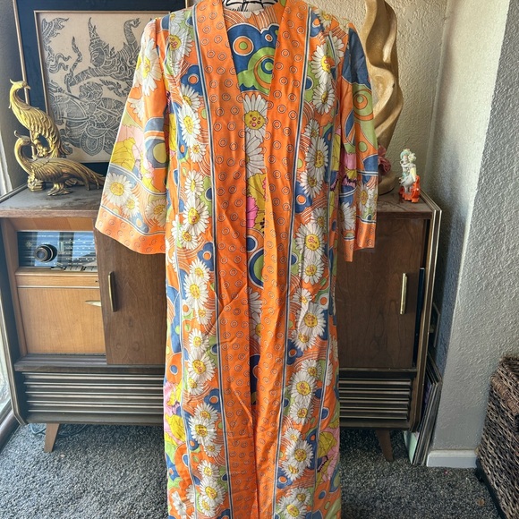 🎃COPY - 1960’s psychedelic floral print caftan and robe 1-piece - Picture 5 of 6
